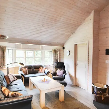 A Hveyselsvej With Shower And Fireplace *