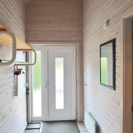 A Hveyselsvej With Shower And Fireplace Romo